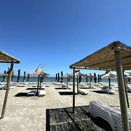 Prima Linie Cu La Mare 98 Apartament Năvodari