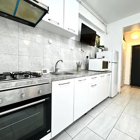 Apartament Prima Linie Cu La Mare 98 Năvodari