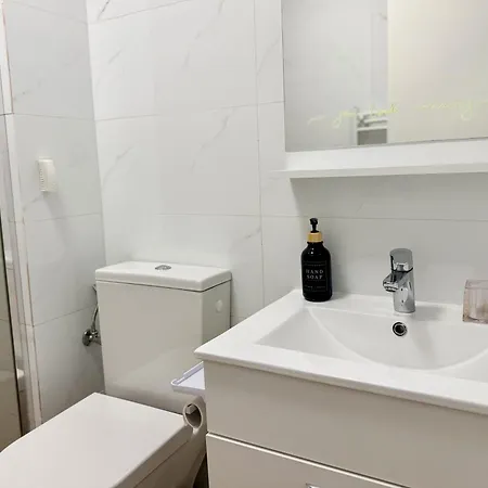 Apartament Prima Linie Cu La Mare 98