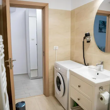 Prima Linie Cu La Mare 98 Apartament Năvodari