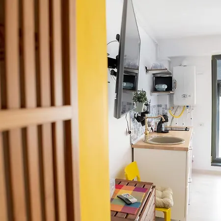 Apartament Prima Linie Cu La Mare 98 *